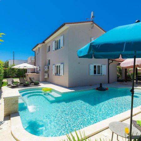 Holiday Home Villa Valentina By Interhome Loborika エクステリア 写真