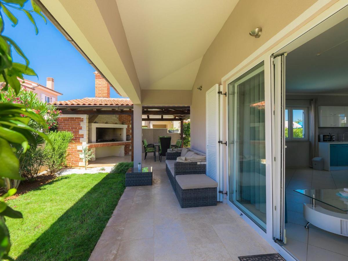 Holiday Home Villa Valentina By Interhome Loborika エクステリア 写真
