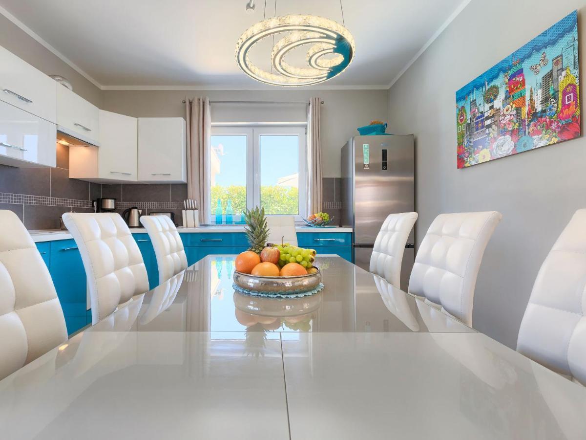 Holiday Home Villa Valentina By Interhome Loborika エクステリア 写真