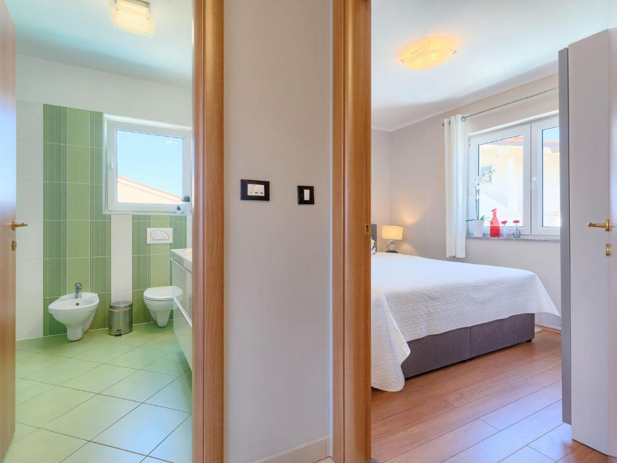 Holiday Home Villa Valentina By Interhome Loborika エクステリア 写真