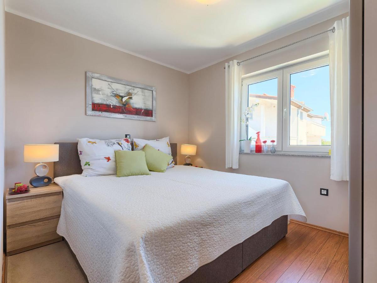 Holiday Home Villa Valentina By Interhome Loborika エクステリア 写真