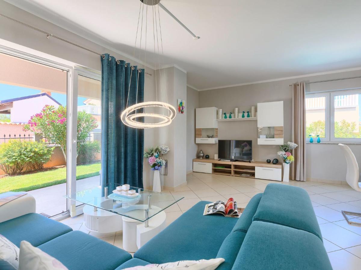 Holiday Home Villa Valentina By Interhome Loborika エクステリア 写真