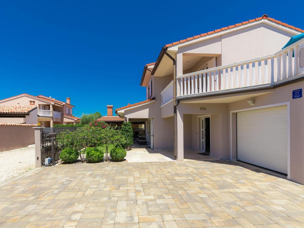 Holiday Home Villa Valentina By Interhome Loborika エクステリア 写真
